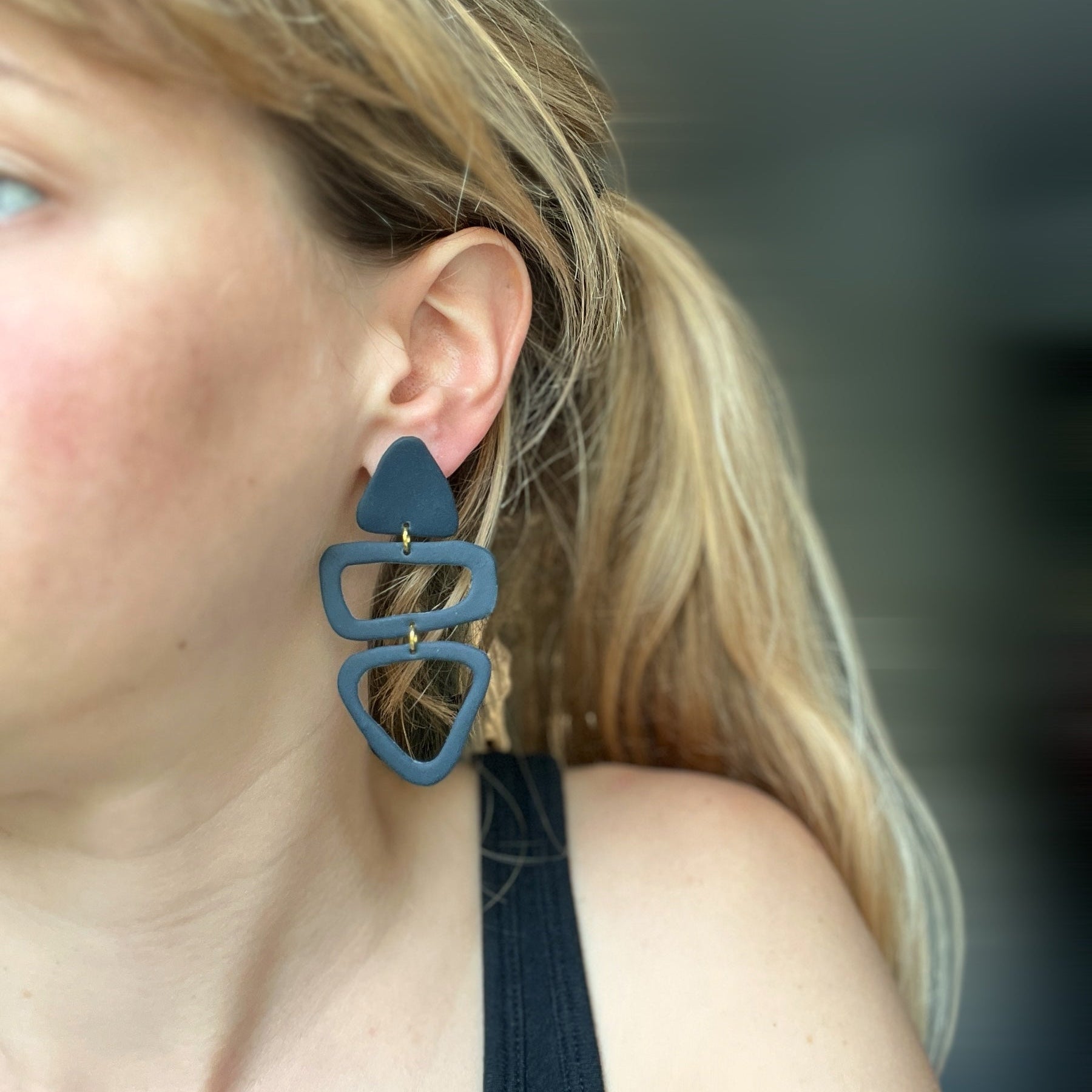 Abstract Dangles